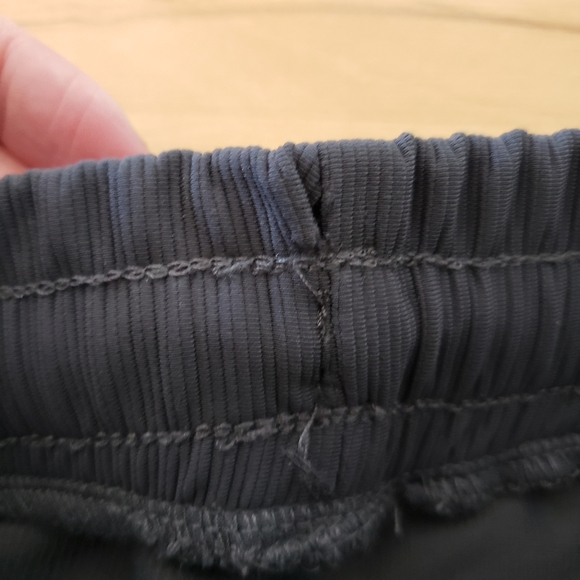 Zyia Slate Edge Charcoal Joggers size large - Picture 6 of 7